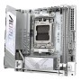 GIGABYTE X870I AORUS PRO ICE motherboard AMD X870 Ranhura AM5 Micro ITX