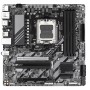 GIGABYTE B850M DS3H Scheda Madre - Processori AMD Ryzen Serie 9000, 16+2+2 fasi VRM digitali, fino a 8200MHz DDR5 (OC), 1xPCIe