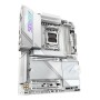 GIGABYTE X870E AORUS PRO ICE Scheda Madre - Supporta CPU AMD Ryzen 9000, 16+2+2 Fasi VRM Digitale, fino a 8000MHz DDR5 (OC),