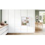 Bosch Serie 2 KIL22NSE0 frigorífico combinado Embutido 119 l E Branco