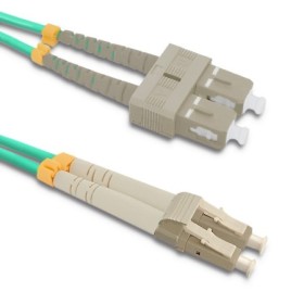 Qoltec Patchcord fiber optic LC/UPC - SC/UPC | Multimode | 50/125 | OM4 | Duplex | 5m
