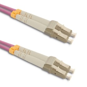 Qoltec Patchcord fiber optic LC/UPC - LC/UPC | Multimode | 50/125 | OM4 | Duplex | 1m