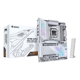 GIGABYTE X870E AORUS PRO X3D ICE AMD X870E Ranhura AM5 ATX